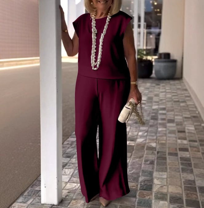 Jonna - Elegant and Comfortable Set