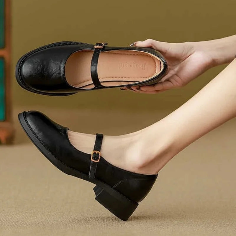 Vivara | Classic Leather Mary Janes