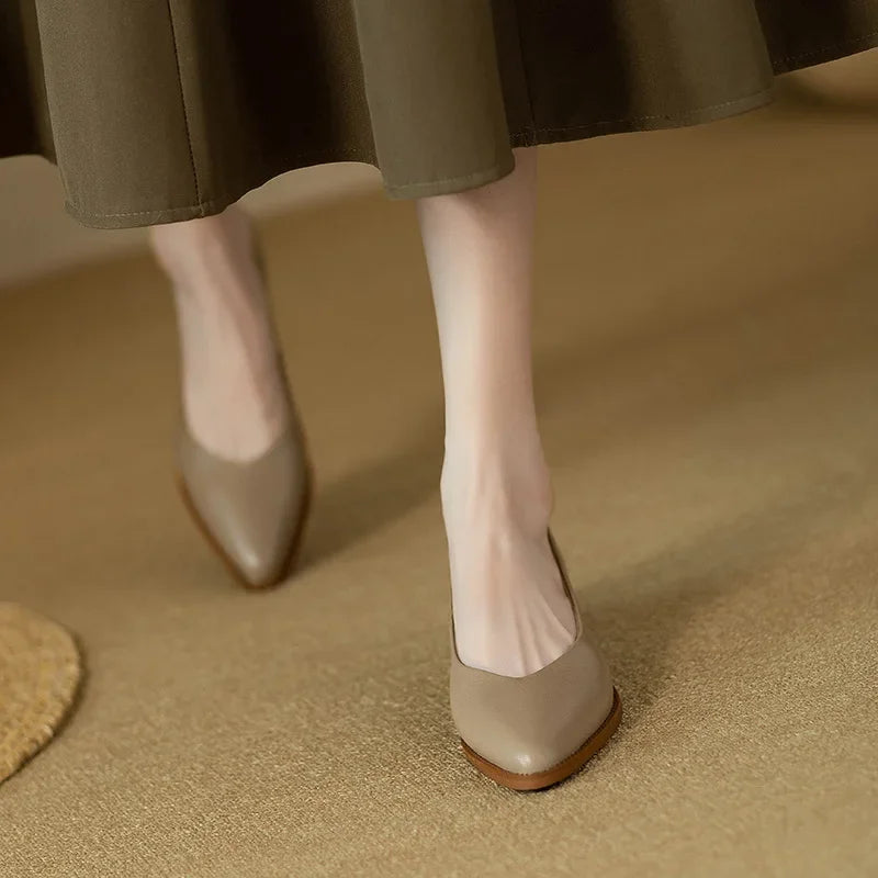 Isadora | Classic Pumps