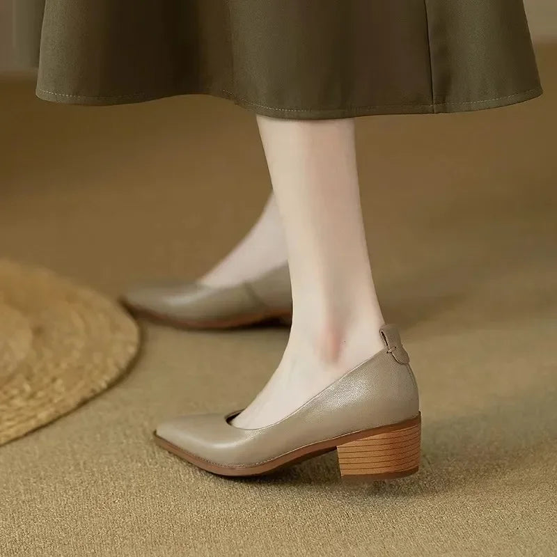 Isadora | Classic Pumps