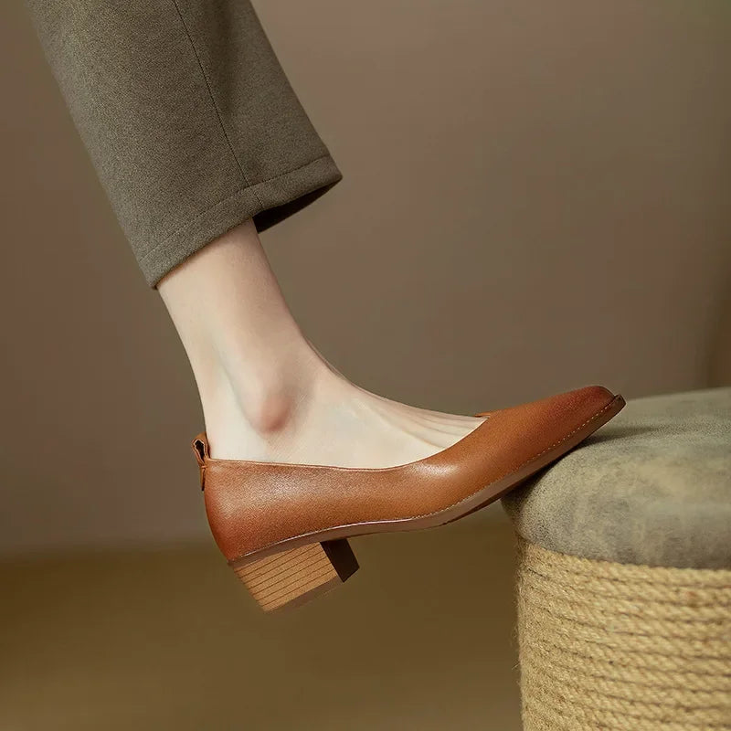 Isadora | Classic Pumps